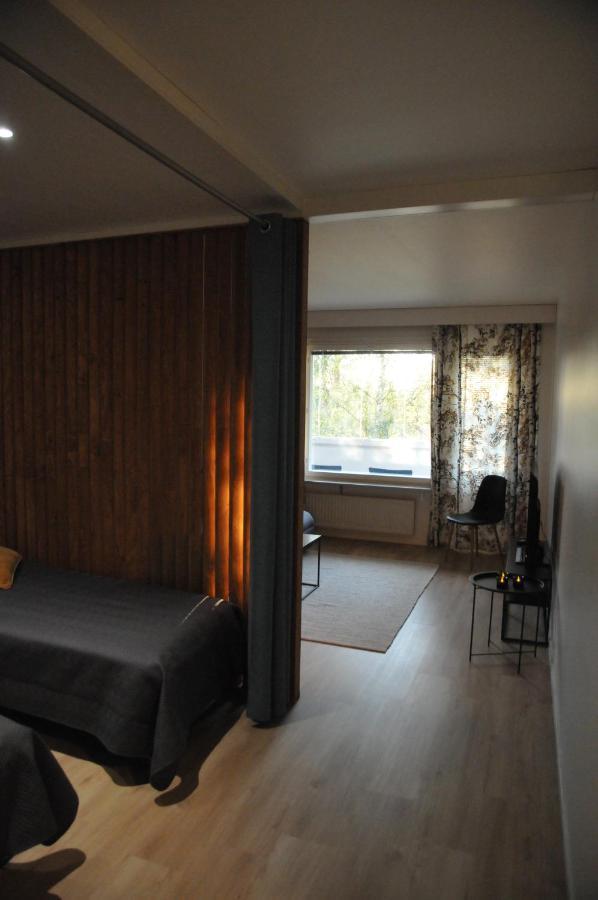Apartment For Six Near Railway Station 로바니에미 외부 사진